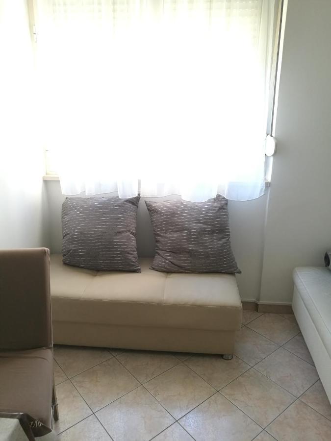 Pretty Big Double Bed Room With Balcony 斯普利特 外观 照片