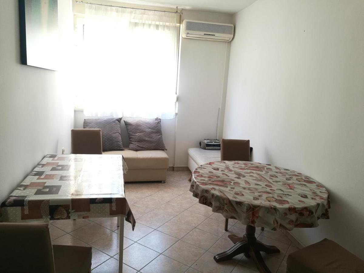 Pretty Big Double Bed Room With Balcony 斯普利特 外观 照片
