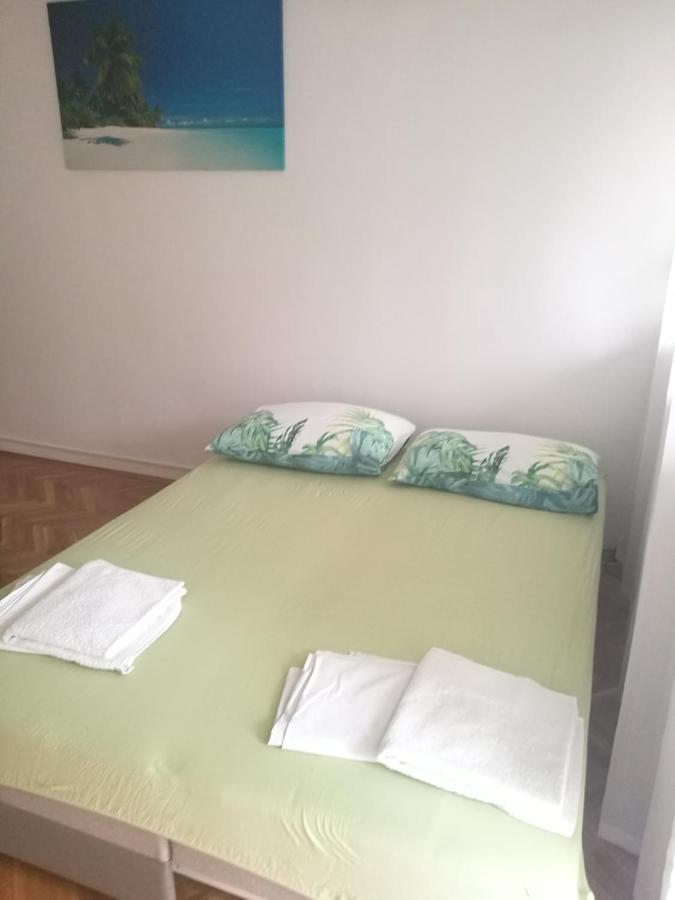 Pretty Big Double Bed Room With Balcony 斯普利特 外观 照片